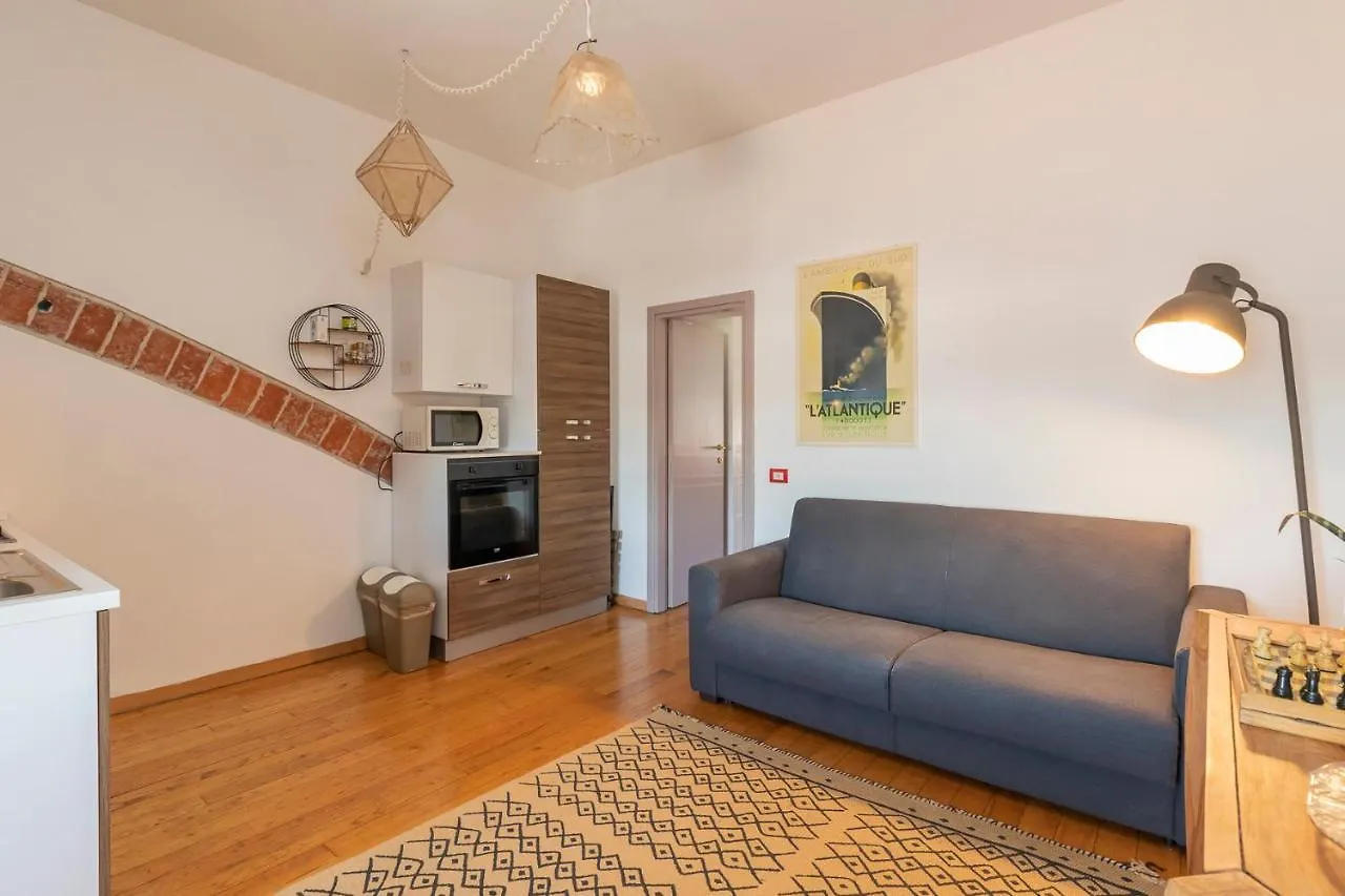 Tortona District Milan Design Week - Forcella 15 Apartment 0*,  Italy