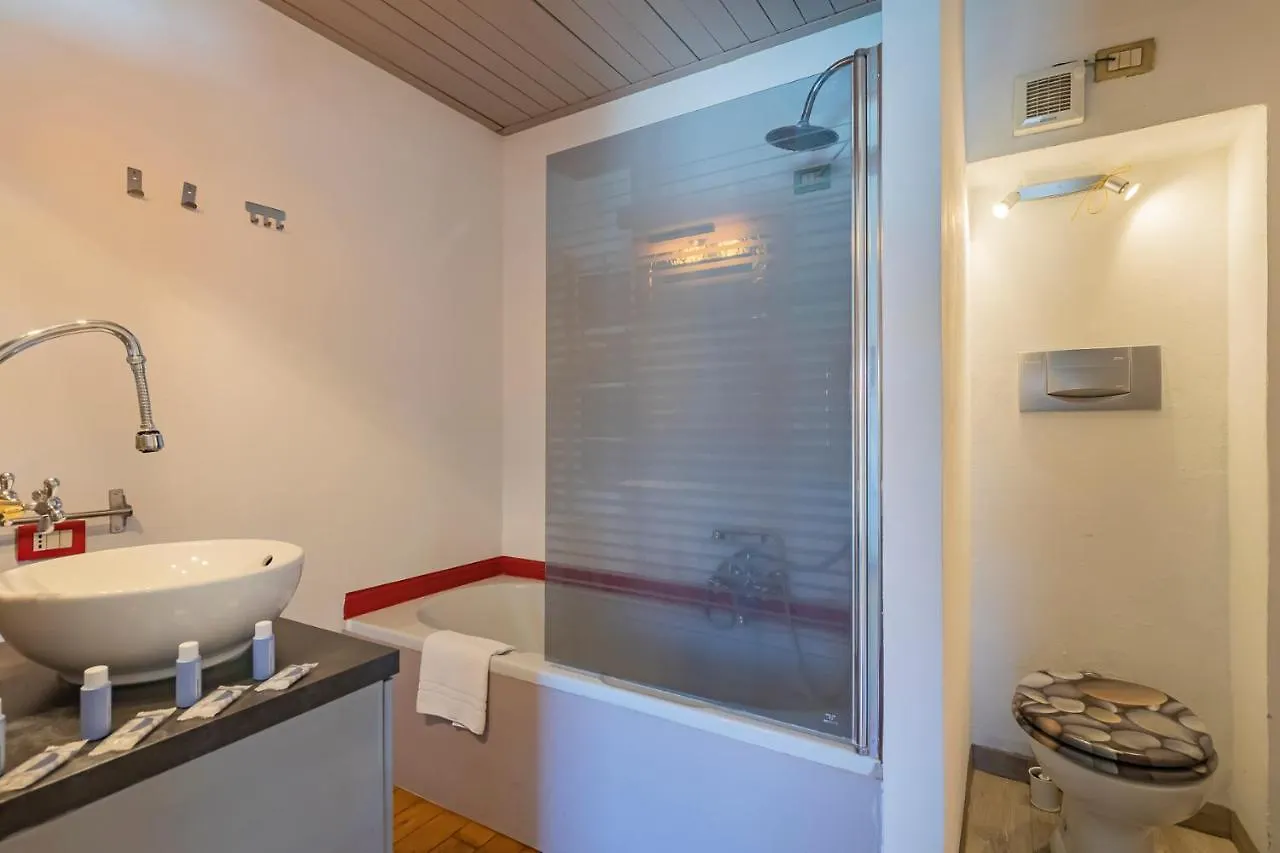 Tortona District Milan Design Week - Forcella 15 Apartment